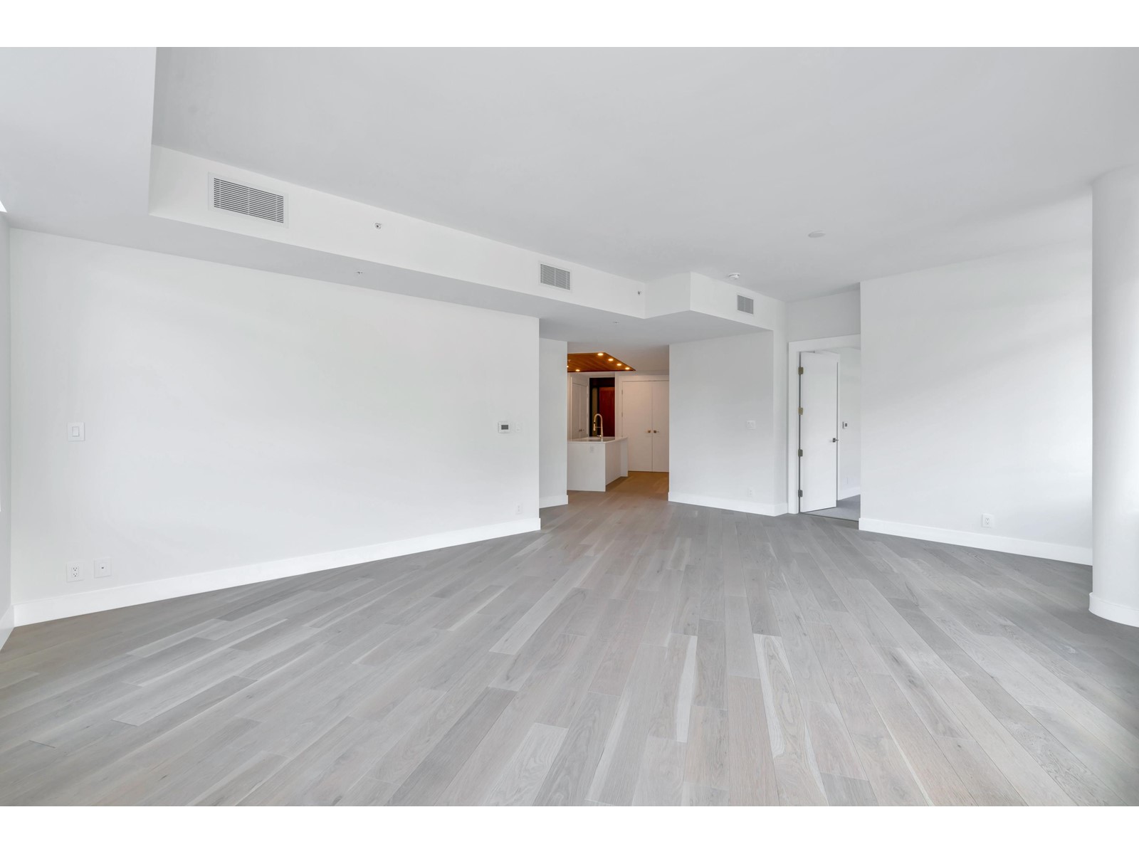 603 6699 Nelson Avenue, West Vancouver, British Columbia  V7W 2B2 - Photo 3 - R2756215
