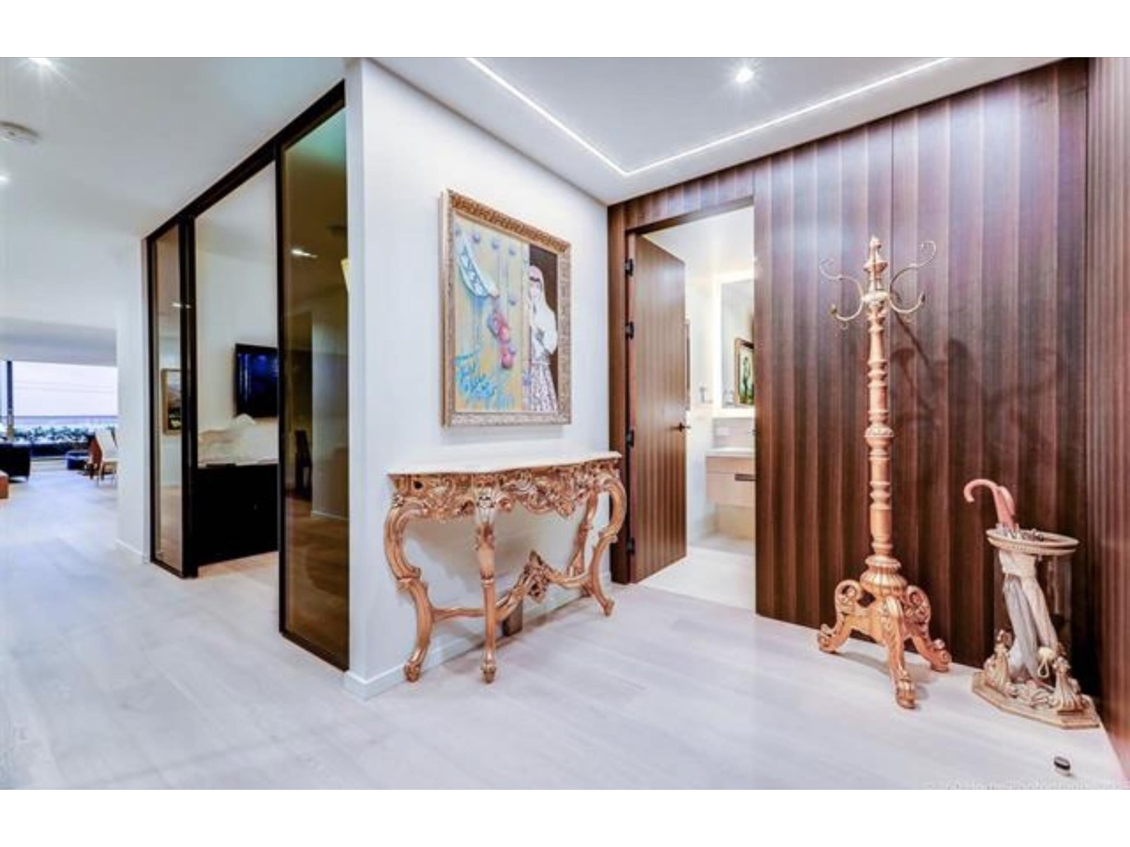 206 1355 Bellevue Avenue, West Vancouver, British Columbia  V7T 0B4 - Photo 9 - R2757131