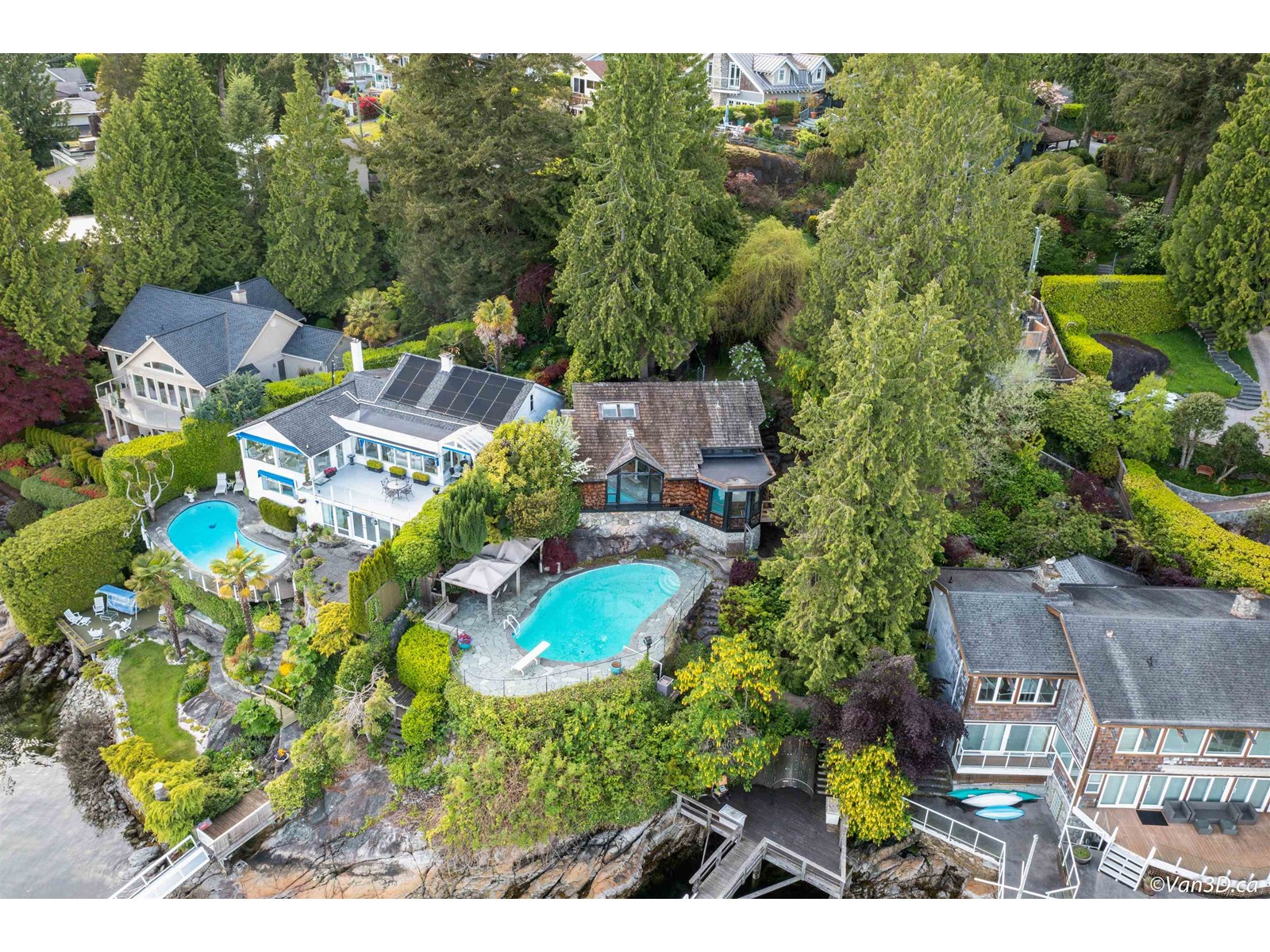 4541 Stonehaven Avenue, North Vancouver, British Columbia  V7G 1E7 - Photo 12 - R2757389