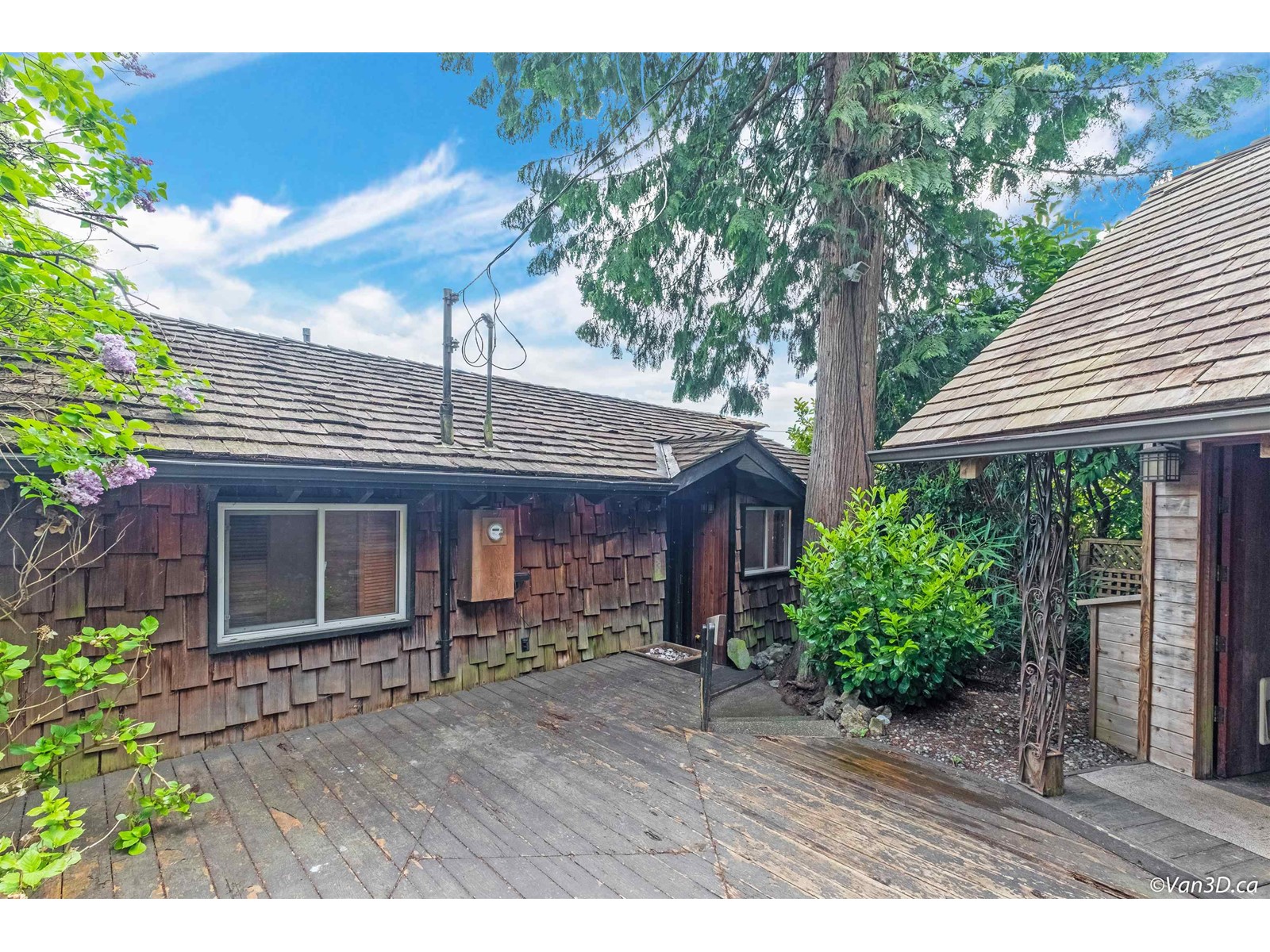 4541 Stonehaven Avenue, North Vancouver, British Columbia  V7G 1E7 - Photo 23 - R2757389