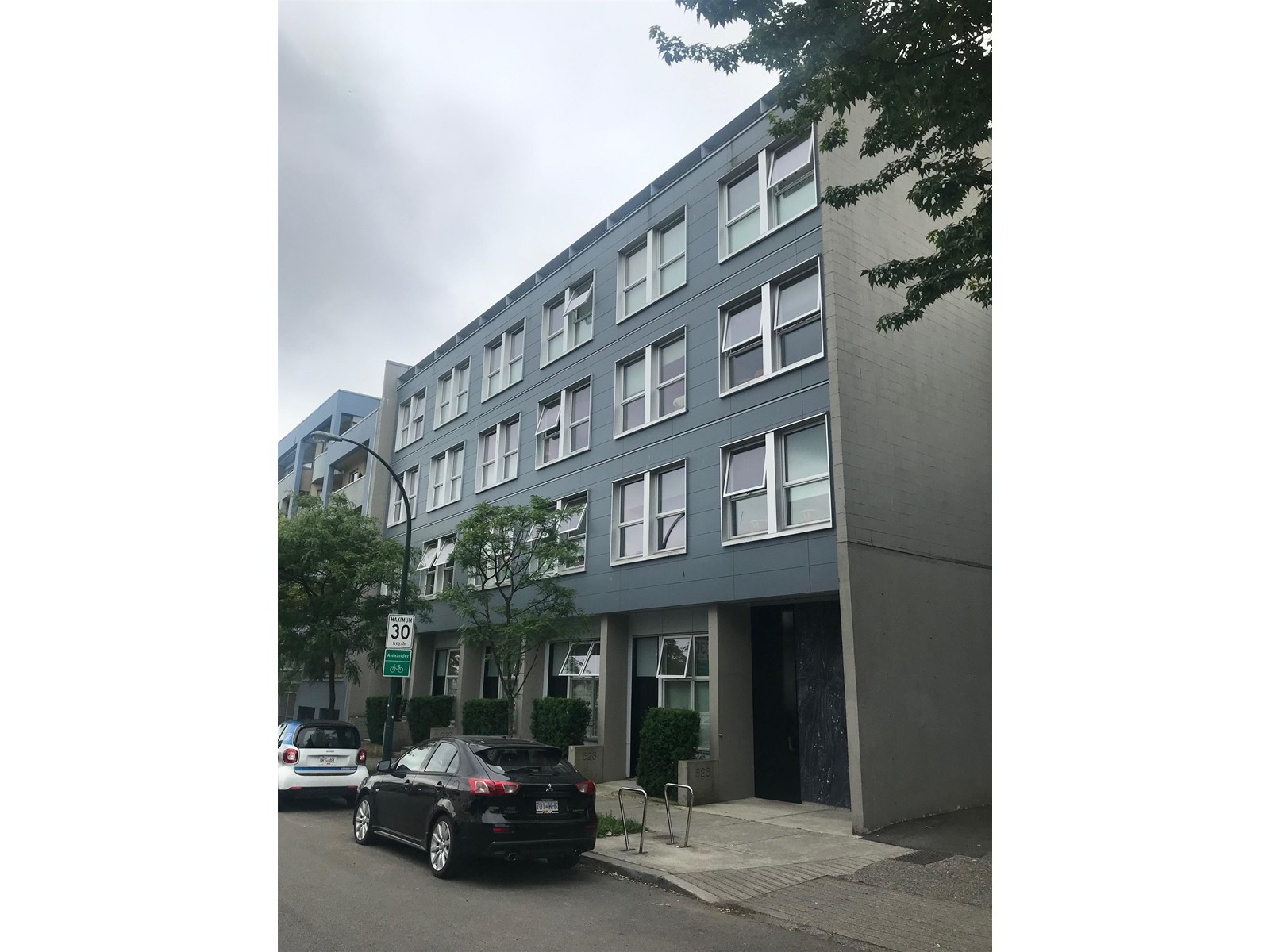 210 626 Alexander Street, Vancouver, British Columbia  V6A 1C9 - Photo 2 - R2757633