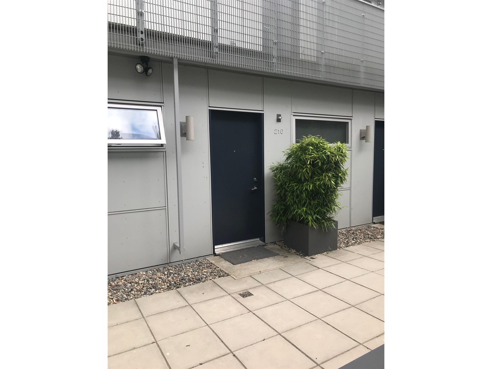 210 626 Alexander Street, Vancouver, British Columbia  V6A 1C9 - Photo 3 - R2757633