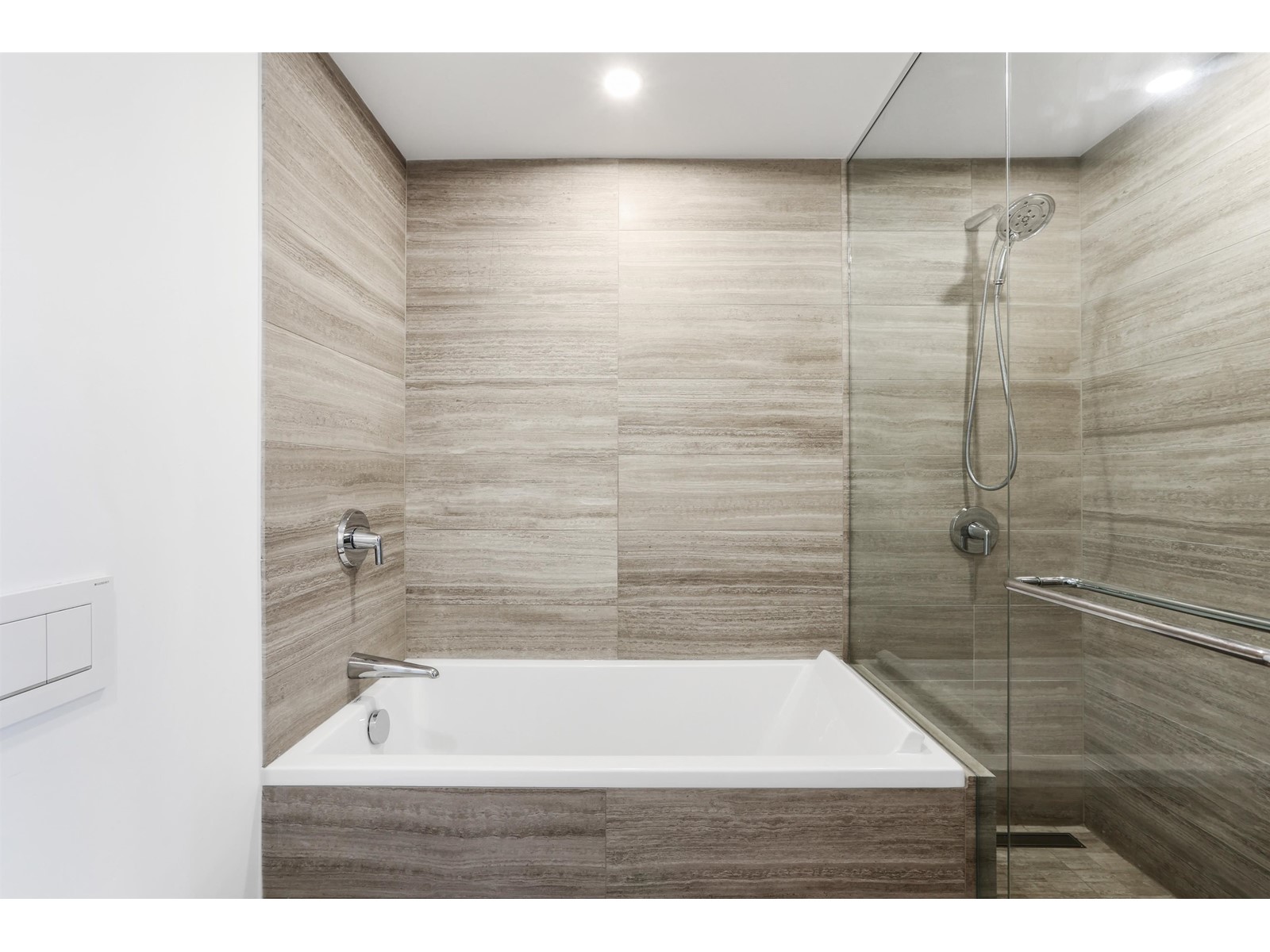 1205 1480 Howe Street, Vancouver, British Columbia  V6Z 0G5 - Photo 8 - R2757272