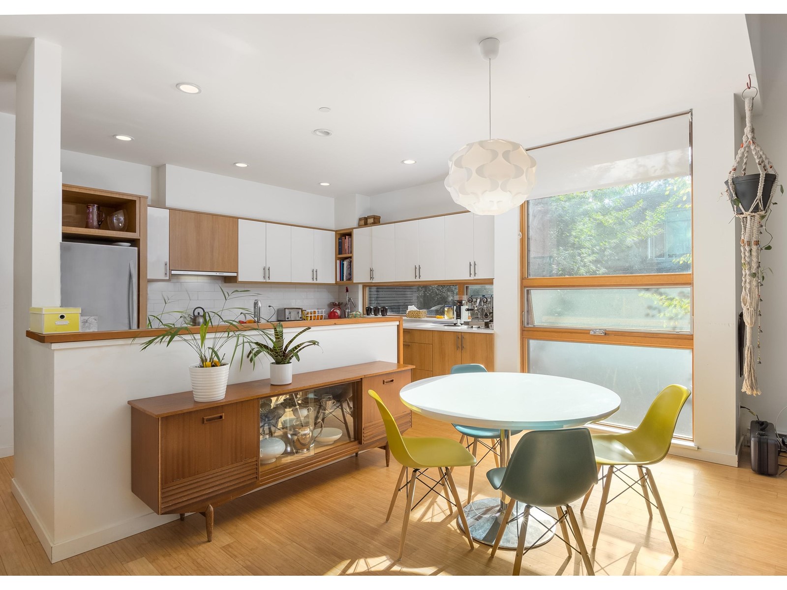 1 3276 MAMQUAM ROAD, squamish, British Columbia V8B0S6