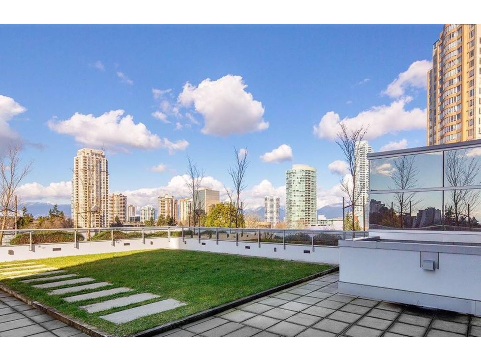 6335 Silver Avenue, Burnaby, British Columbia  V5H 0C3 - Photo 10 - R2756075