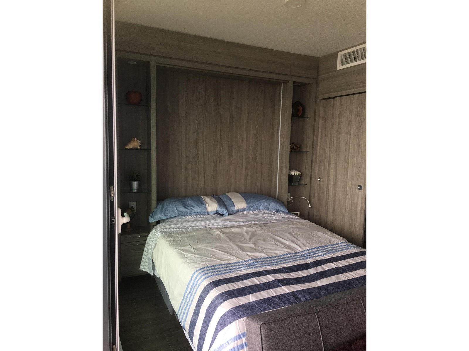 1707 89 Nelson Street, Vancouver, British Columbia  V6Z 0E7 - Photo 4 - R2757574