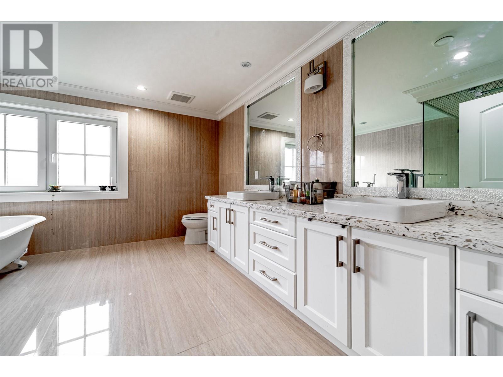 Lorem Ipsum Dolor, Burnaby, British Columbia  V5J  - Photo 19 - DEMO25304042