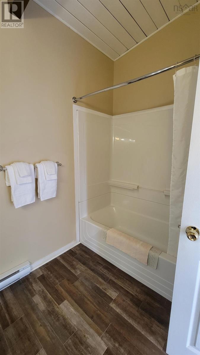 3457 Highway 3, Brooklyn, Nova Scotia  B0J 1H0 - Photo 10 - 202206008