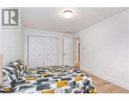 45 Bristol CRES