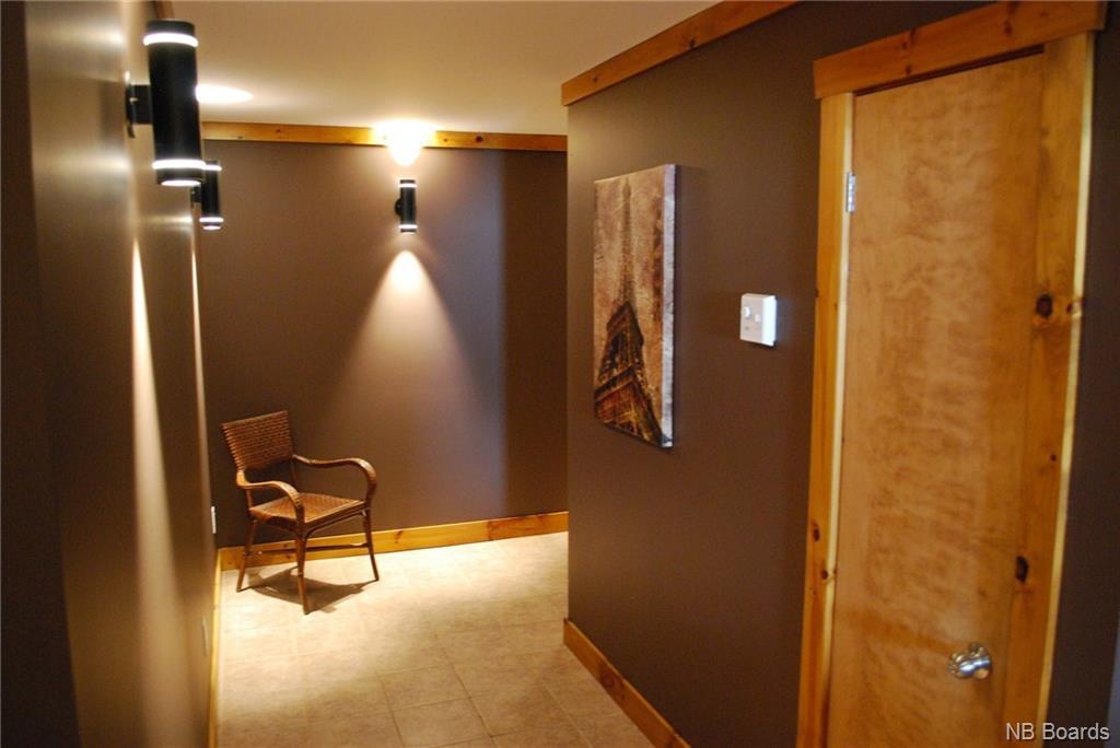 1810 Vallee Lourdes, Bathurst, New Brunswick E2A 4R9 - Photo 39 - NB084657