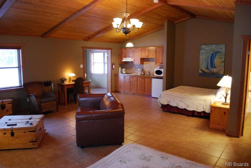 1810 Vallee Lourdes, Bathurst, New Brunswick E2A 4R9 - Photo 23 - NB084657