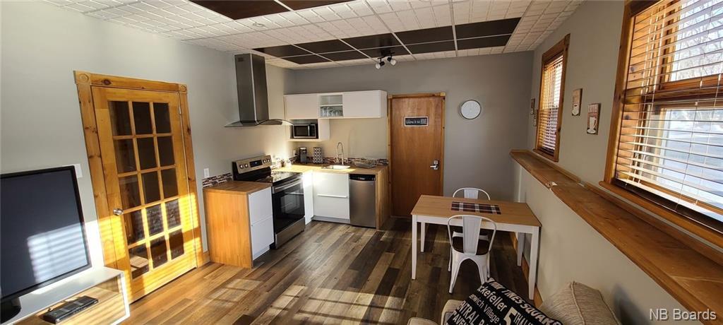 1810 Vallee Lourdes, Bathurst, New Brunswick E2A 4R9 - Photo 40 - NB084657