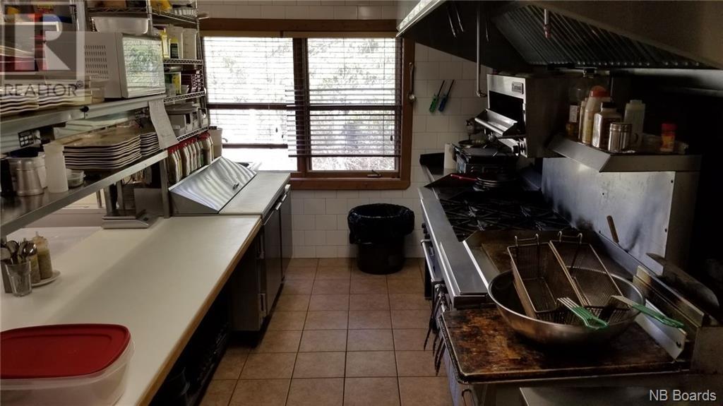 1810 Vallee Lourdes, Bathurst, New Brunswick  E2A 4R9 - Photo 10 - NB084659
