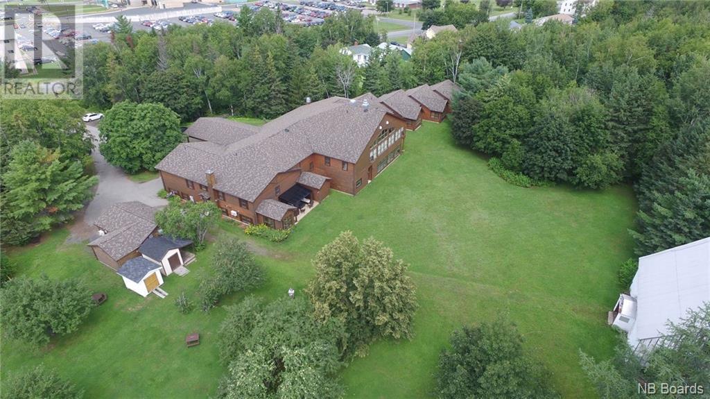 1810 Vallee Lourdes, Bathurst, New Brunswick  E2A 4R9 - Photo 3 - NB084659