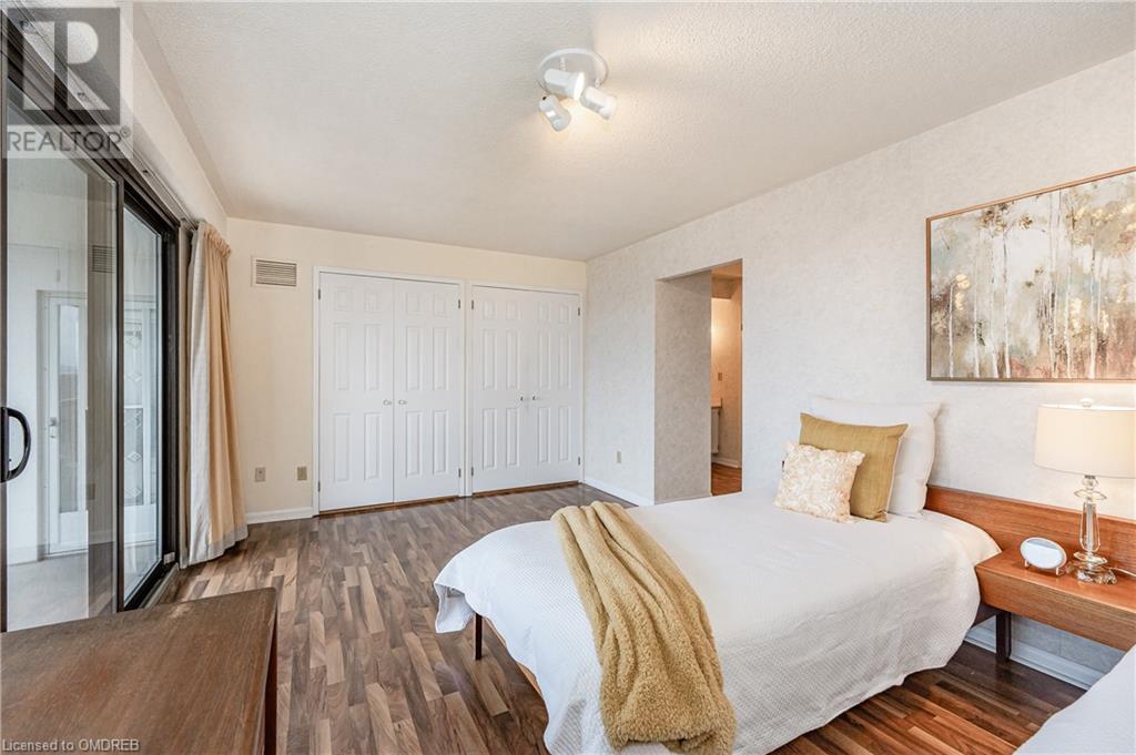 2185 Marine Drive Unit# 1202, Oakville, Ontario  L6L 5L6 - Photo 24 - 40388384