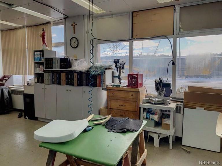 194 St-Francois Street, Edmundston, New Brunswick  E3V 1E8 - Photo 9 - NB084524