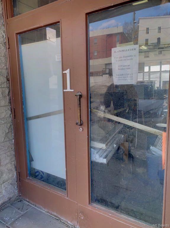 194 St-Francois Street, Edmundston, New Brunswick  E3V 1E8 - Photo 3 - NB084524