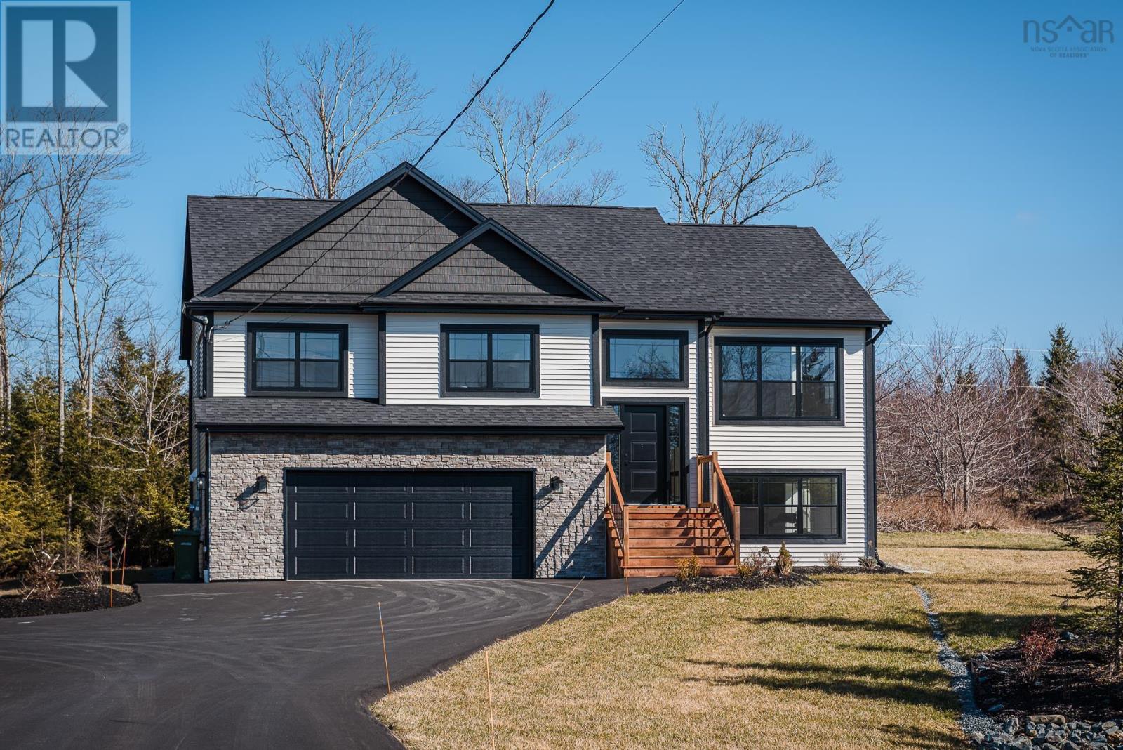 401 Magenta Drive, Middle Sackville, Nova Scotia  B0N 1Z0 - Photo 2 - 202304000