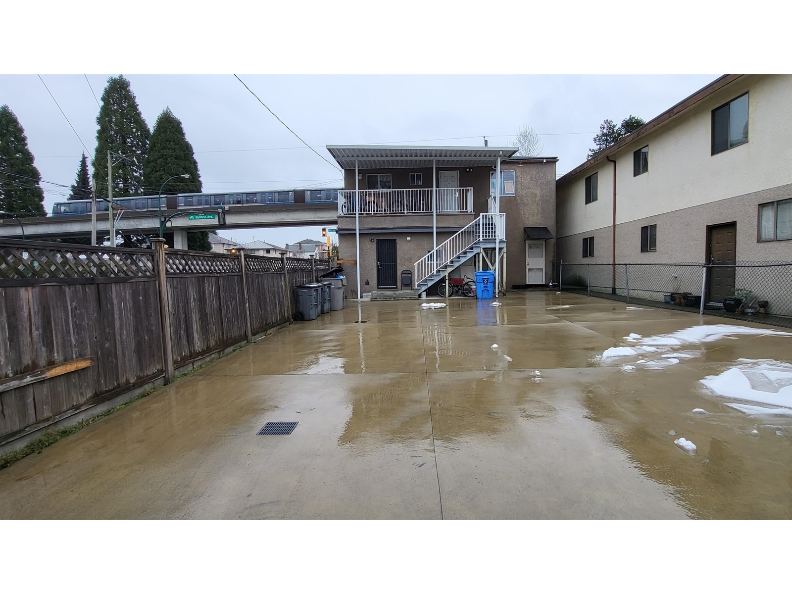 3206 Vanness Avenue, Vancouver, British Columbia  V5R 5A5 - Photo 12 - R2757814