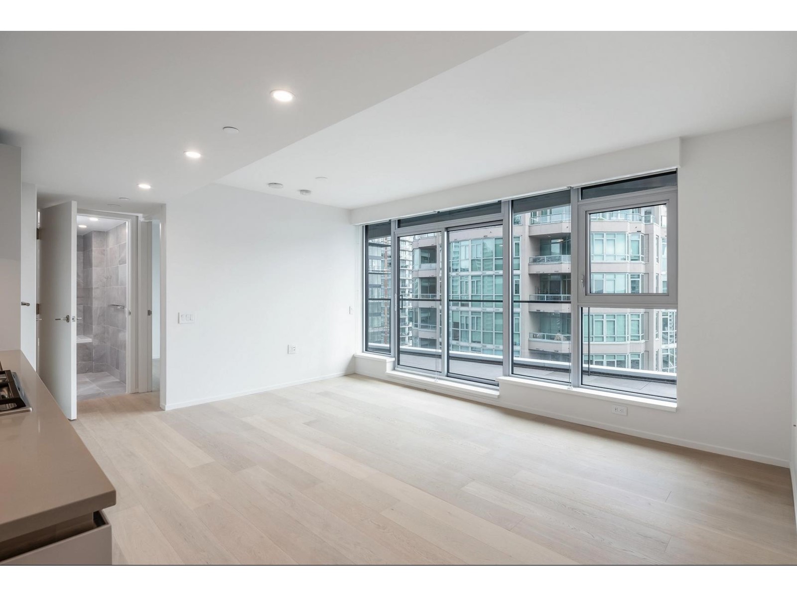 801 889 Pacific Street, Vancouver, British Columbia  V6Z 1C3 - Photo 7 - R2760897