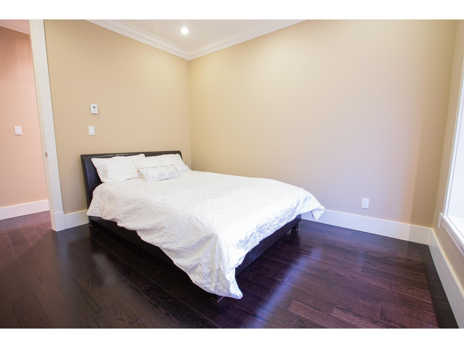 5538 Meadedale Drive, Burnaby, British Columbia  V5B 2E8 - Photo 17 - R2761053