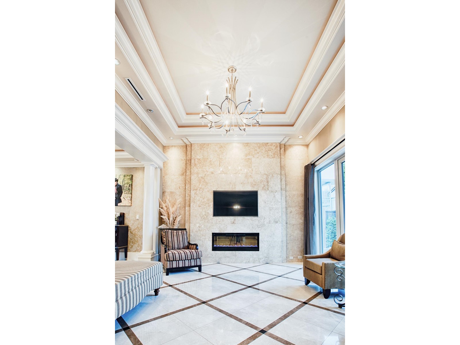 5538 Meadedale Drive, Burnaby, British Columbia  V5B 2E8 - Photo 8 - R2761053