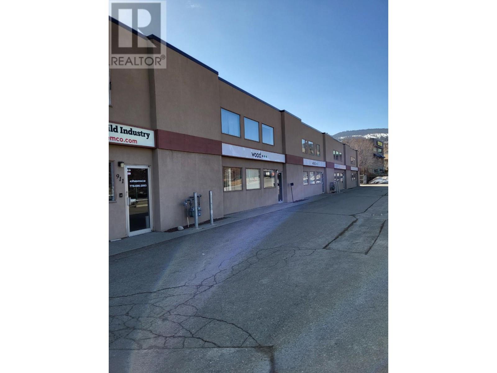 913 Laval Cres, Kamloops, British Columbia   - Photo 12 - 171818