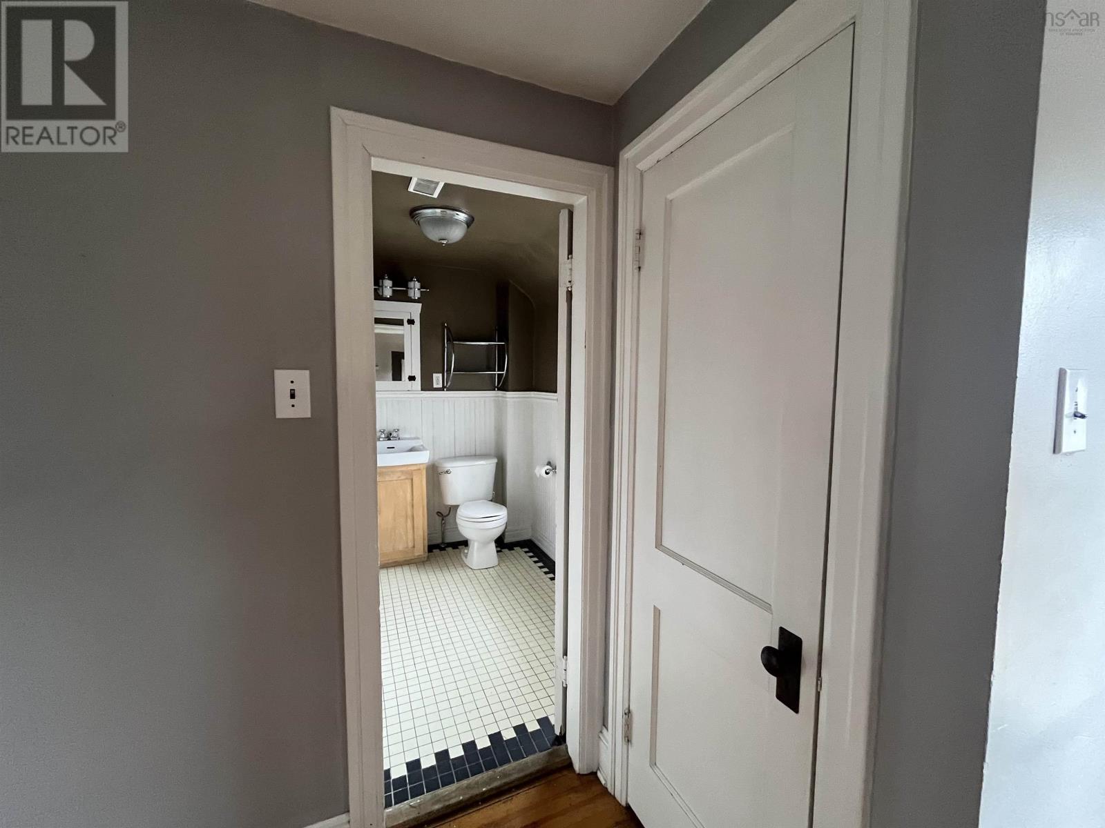 203 Windmill Road, Dartmouth, Nova Scotia  B3A 1G1 - Photo 11 - 202304109