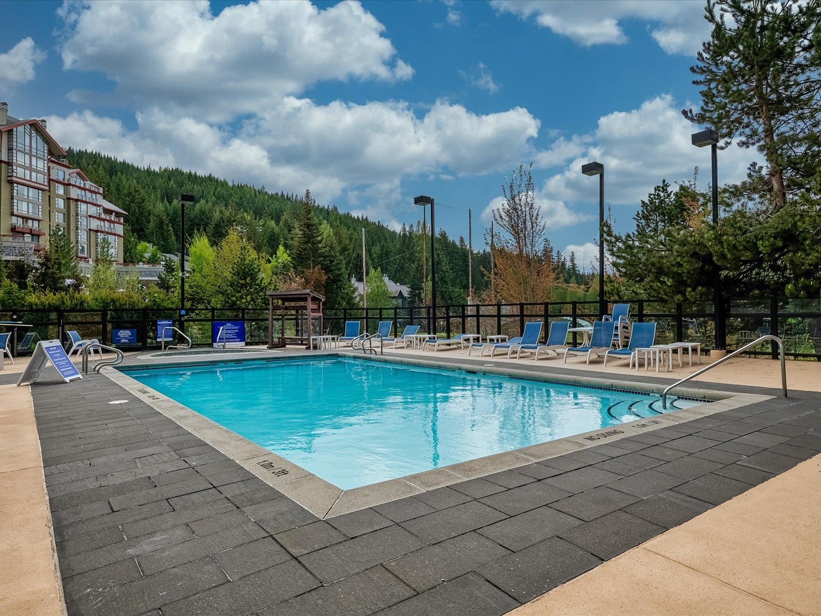 725 727-4050 Whistler Way, Whistler, British Columbia  V8E 1H9 - Photo 27 - R2762549