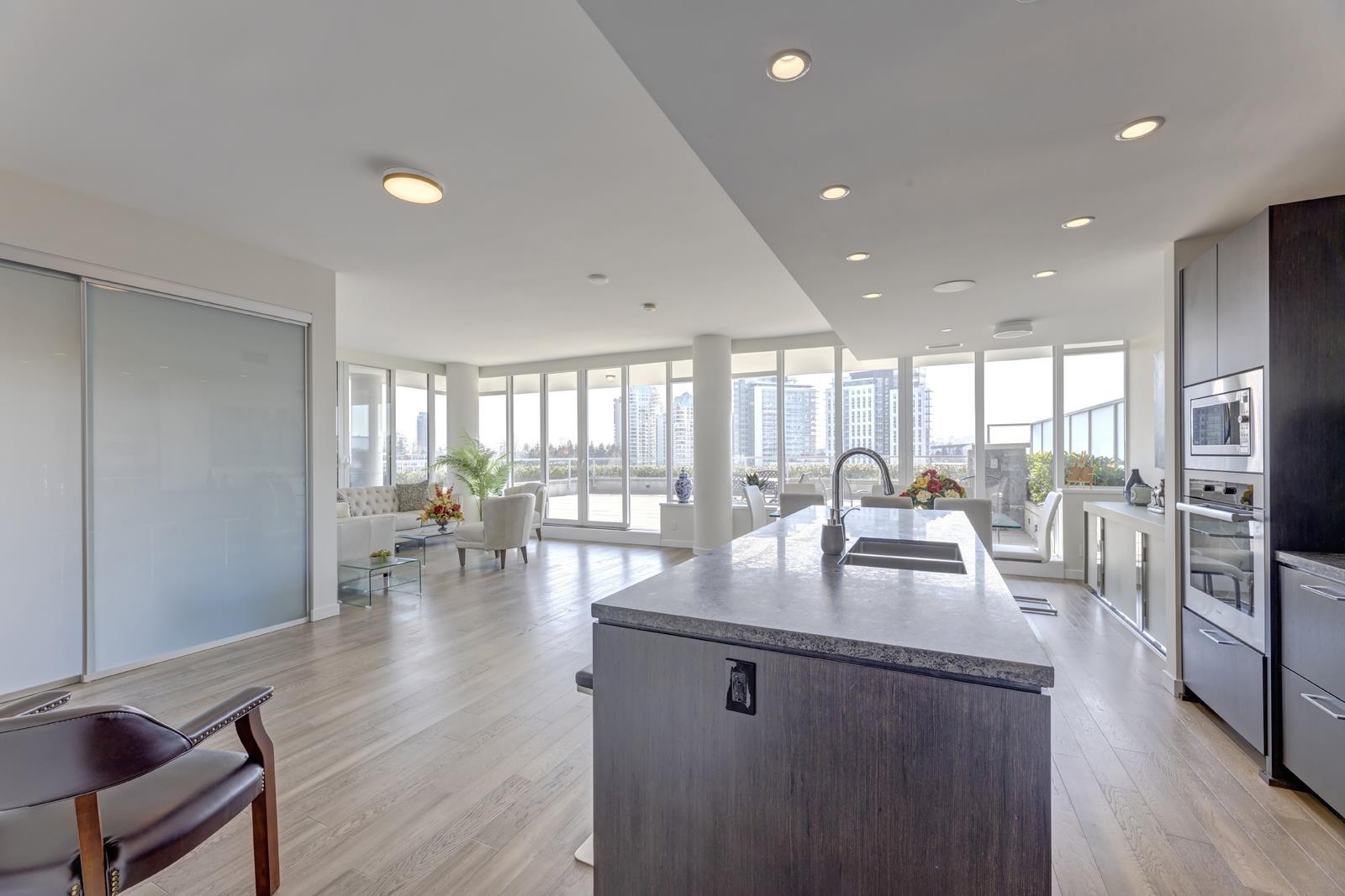 503 768 Arthur Erickson Place, West Vancouver, British Columbia  V7T 0B6 - Photo 4 - R2762598