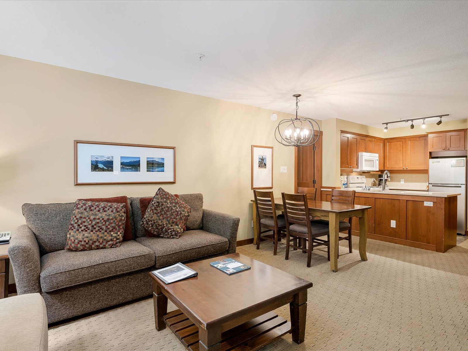 310 G3 4653 Blackcomb Way, Whistler, British Columbia  V8E 0Y9 - Photo 13 - R2762717