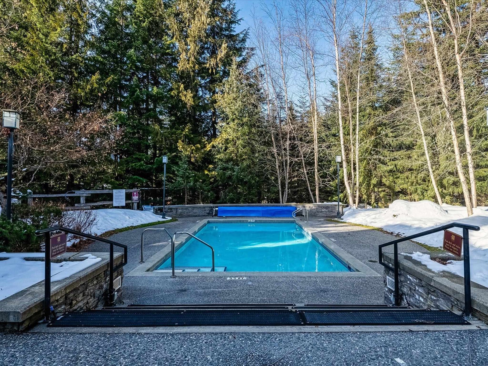 310 G3 4653 Blackcomb Way, Whistler, British Columbia  V8E 0Y9 - Photo 4 - R2762717