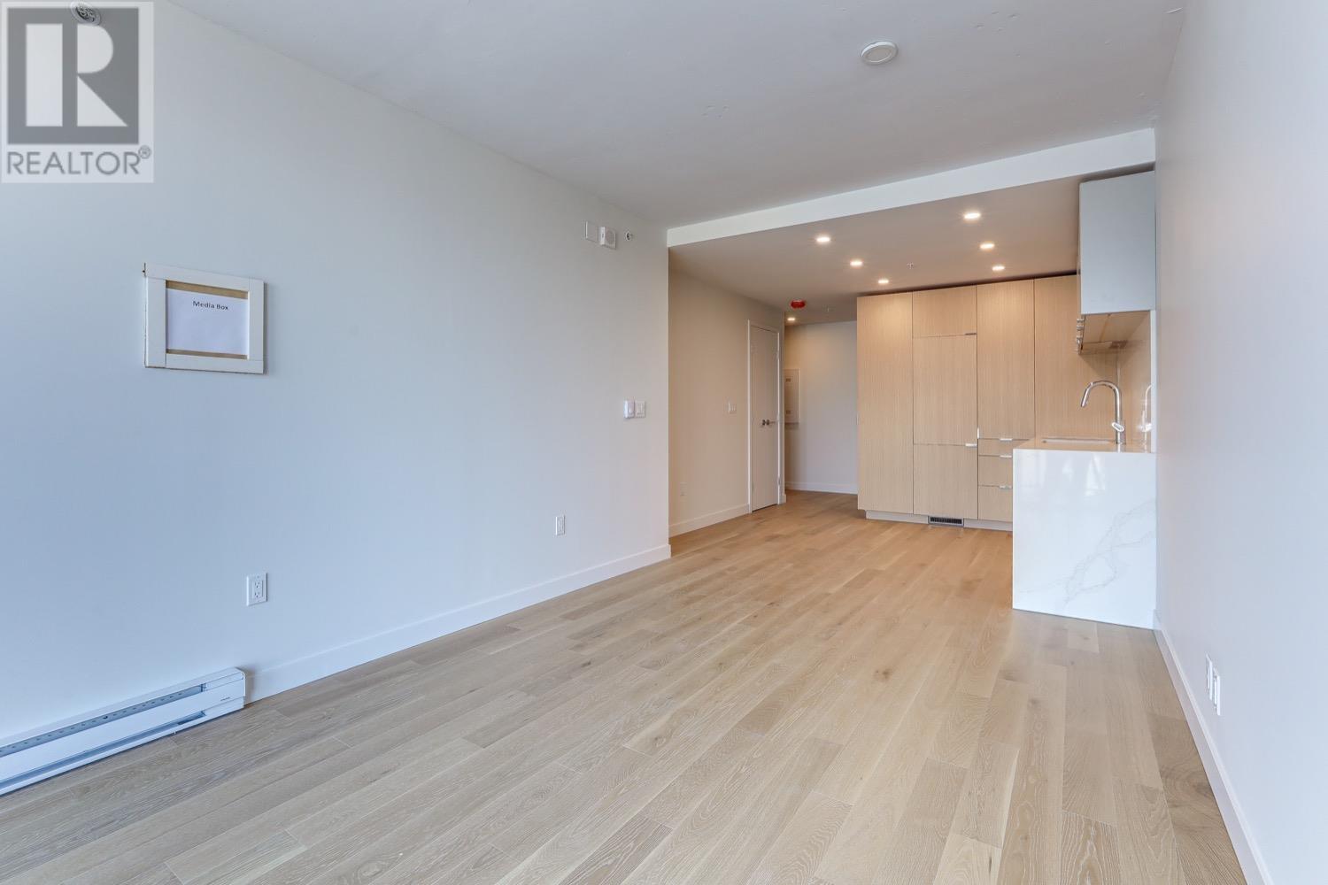 704 239 Keefer Street, Vancouver, British Columbia  V6A 1X6 - Photo 5 - R2763373