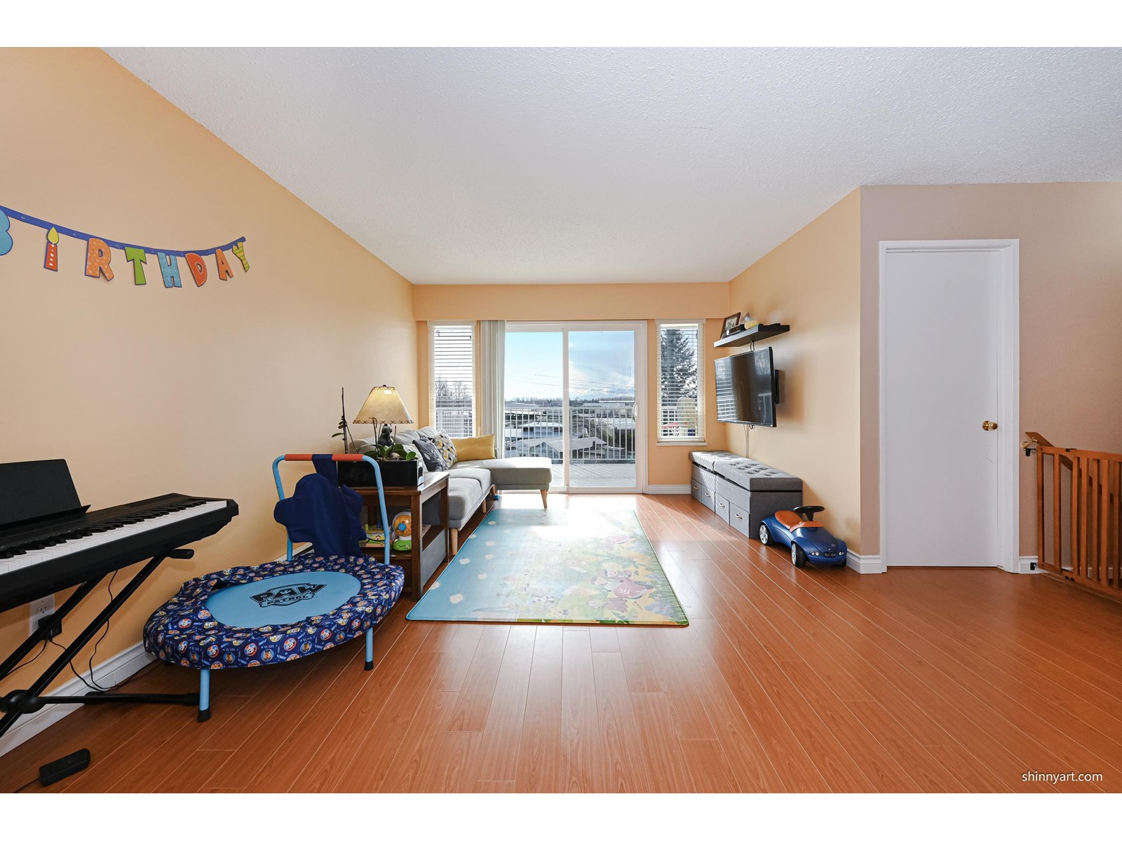 6079 Marine Drive, Burnaby, British Columbia  V3N 2X8 - Photo 9 - R2763506