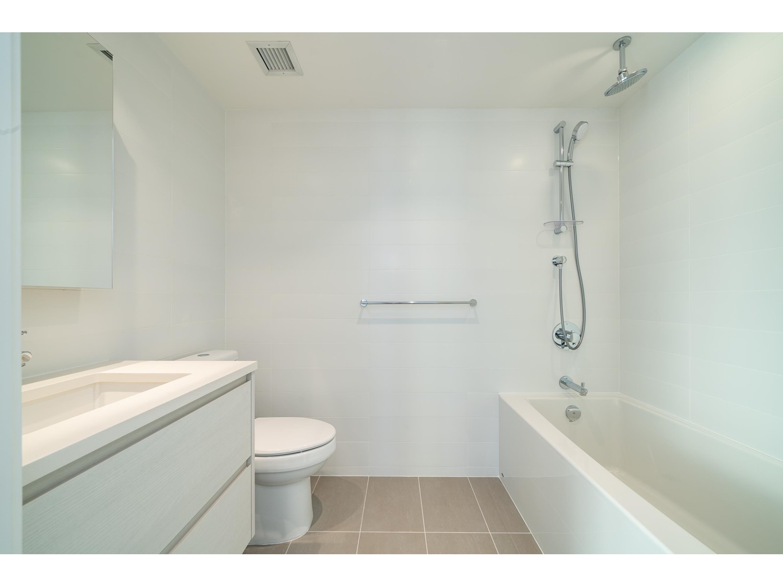 2002 8188 Fraser Street, Vancouver, British Columbia  V5X 0J8 - Photo 12 - R2747921