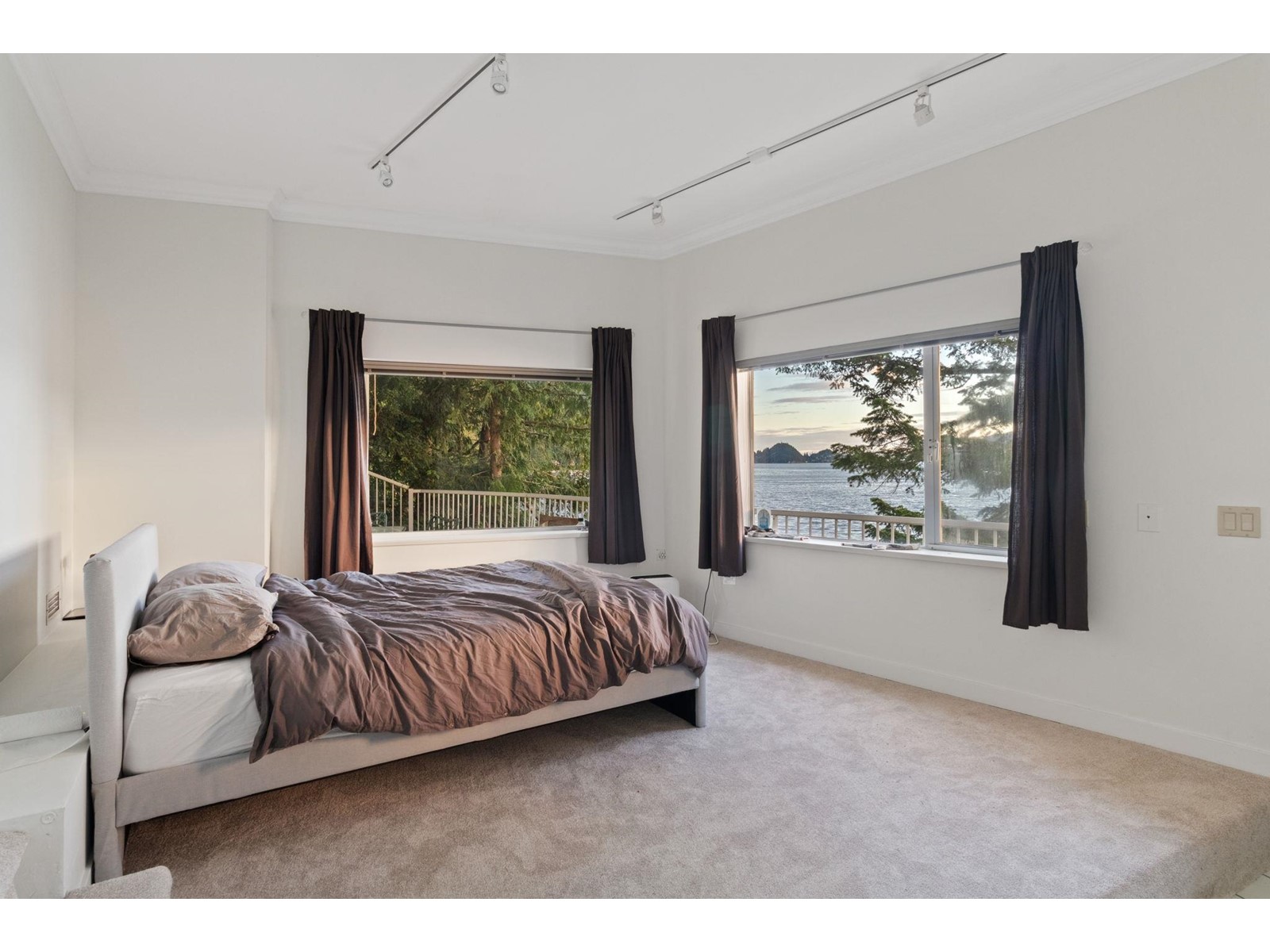 6 Montizambert Wynd, Vancouver, British Columbia  V7W 1R8 - Photo 21 - R2763874