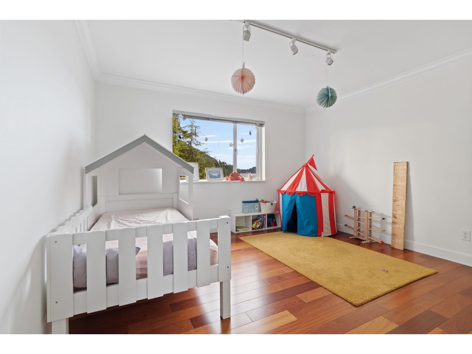 6 Montizambert Wynd, Vancouver, British Columbia  V7W 1R8 - Photo 23 - R2763874