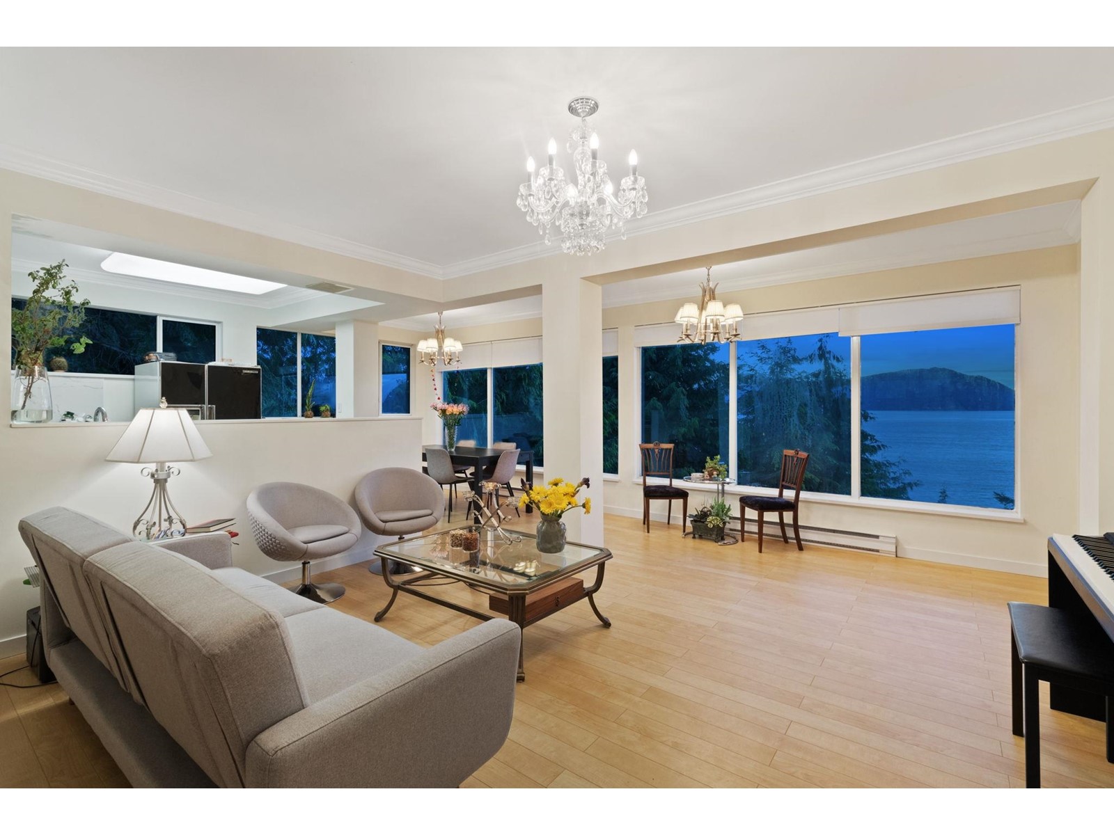 6 Montizambert Wynd, Vancouver, British Columbia  V7W 1R8 - Photo 27 - R2763874