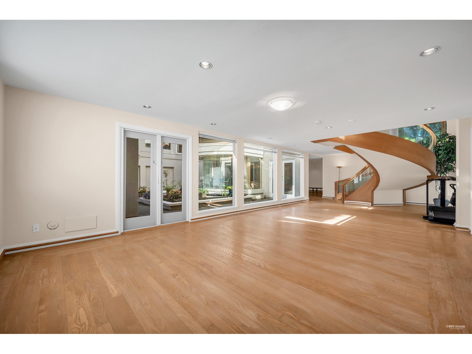 730 Austin Avenue, Coquitlam, British Columbia  V3K 3N1 - Photo 27 - R2763749