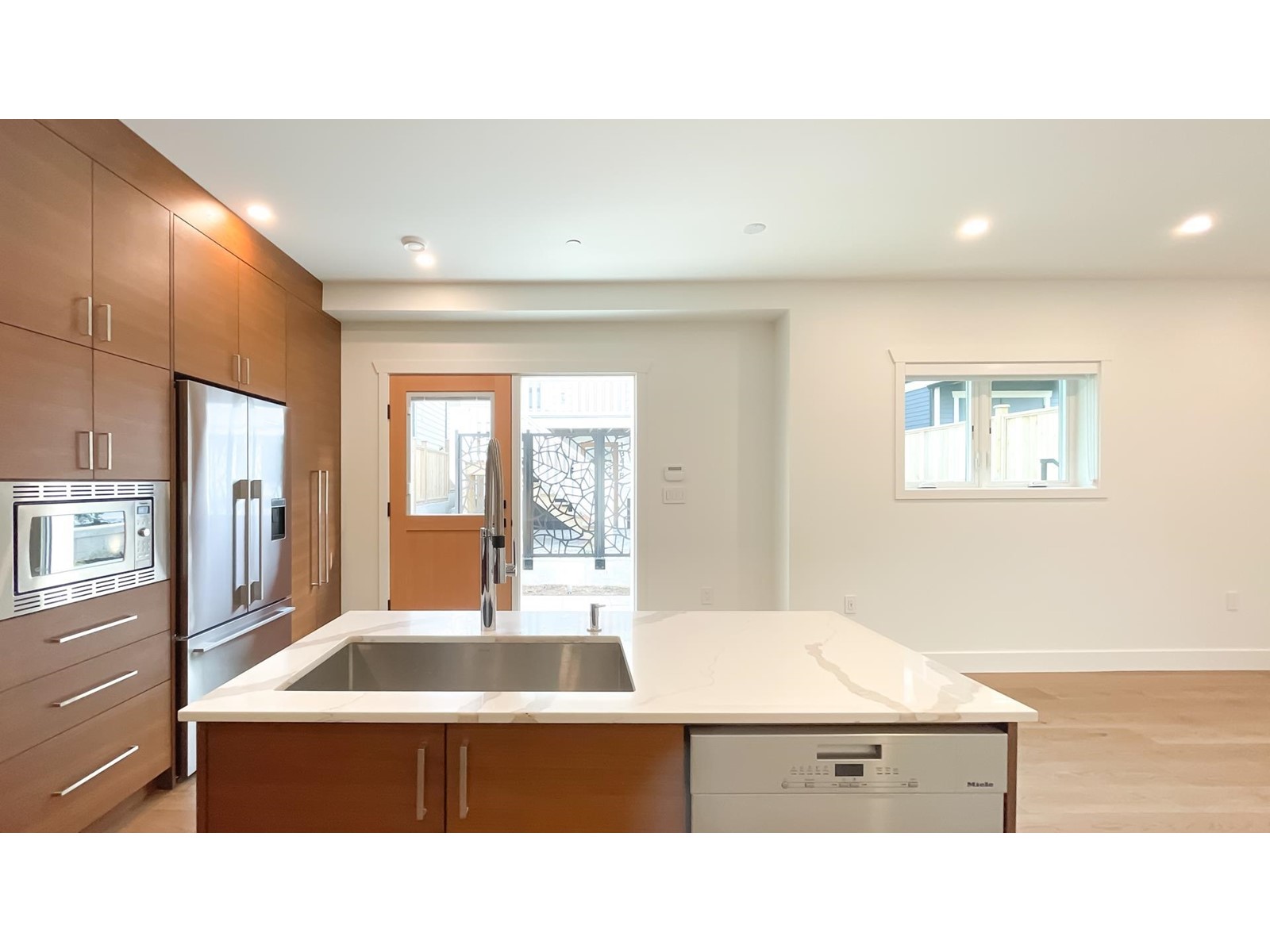 1349 E 19th Avenue, Vancouver, British Columbia  V5V 1L4 - Photo 13 - R2764006