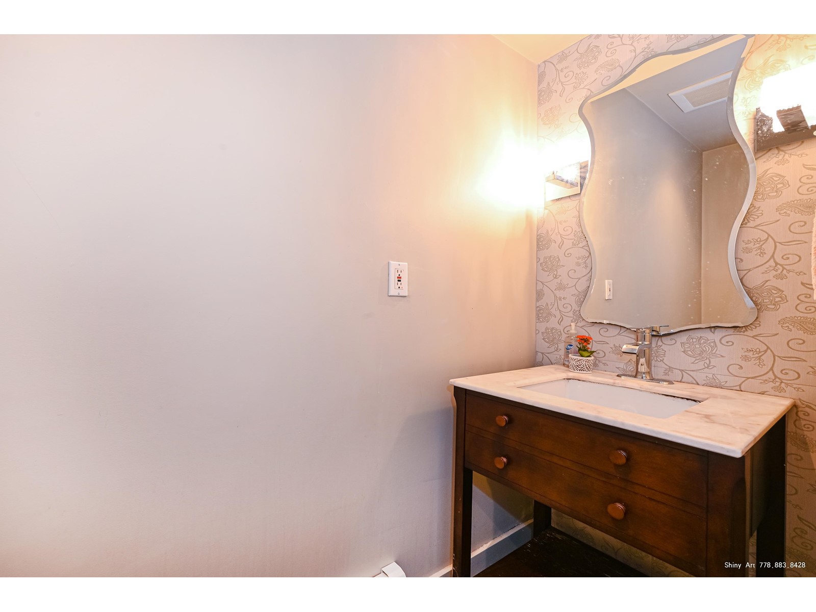 4926 Beamish Court, Burnaby, British Columbia  V5G 3W9 - Photo 14 - R2764729