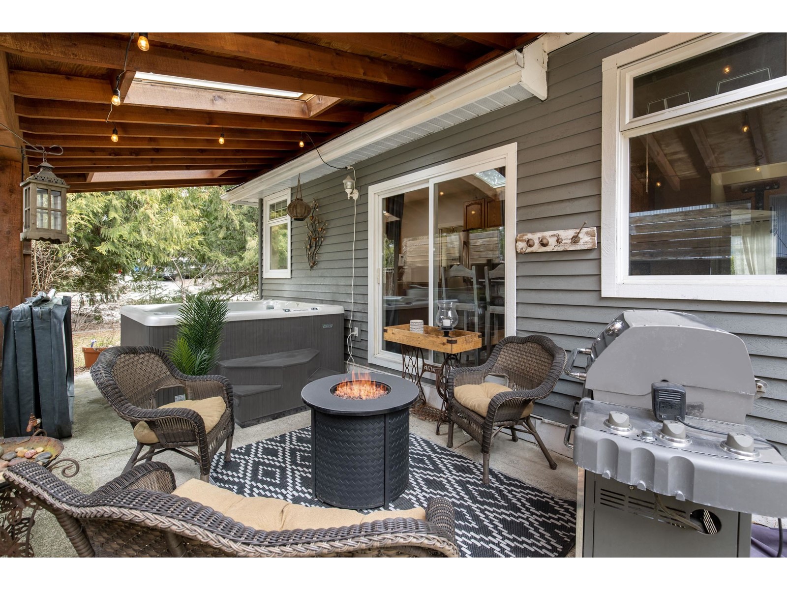 7443 Dogwood Street, Pemberton, British Columbia  V0N 2L0 - Photo 14 - R2765473