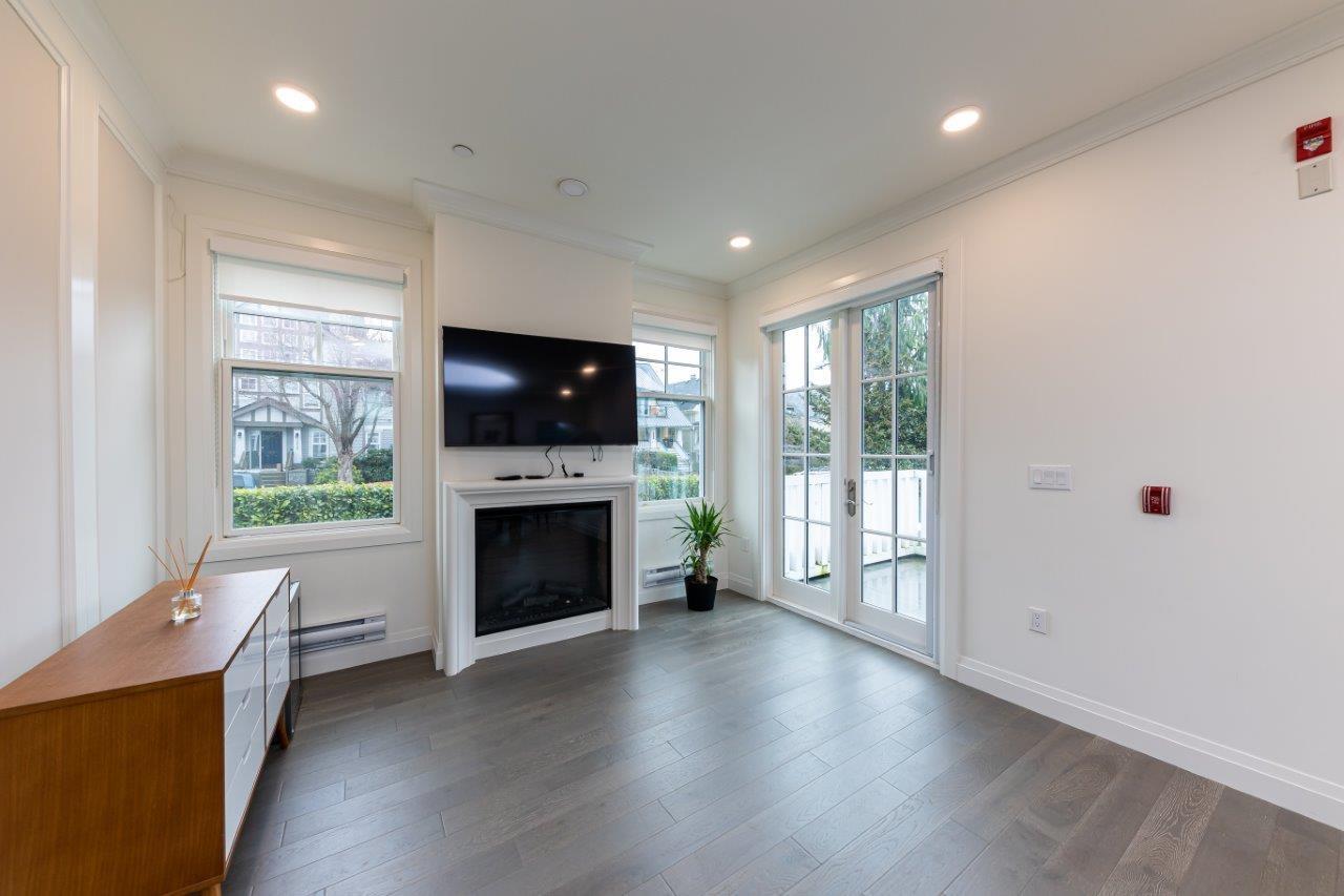 2706 W 2nd Avenue, Vancouver, British Columbia  V6K 1K3 - Photo 11 - R2765519