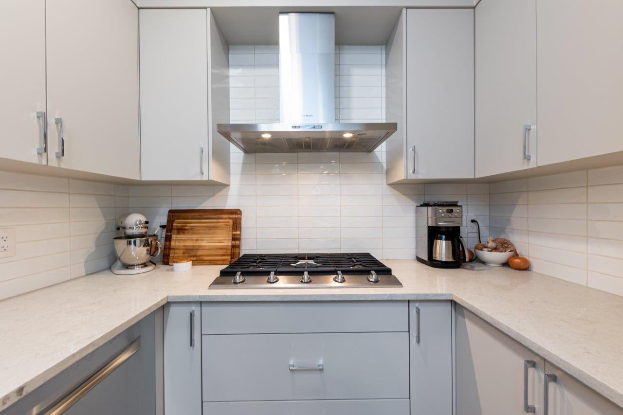 2706 W 2nd Avenue, Vancouver, British Columbia  V6K 1K3 - Photo 5 - R2765519