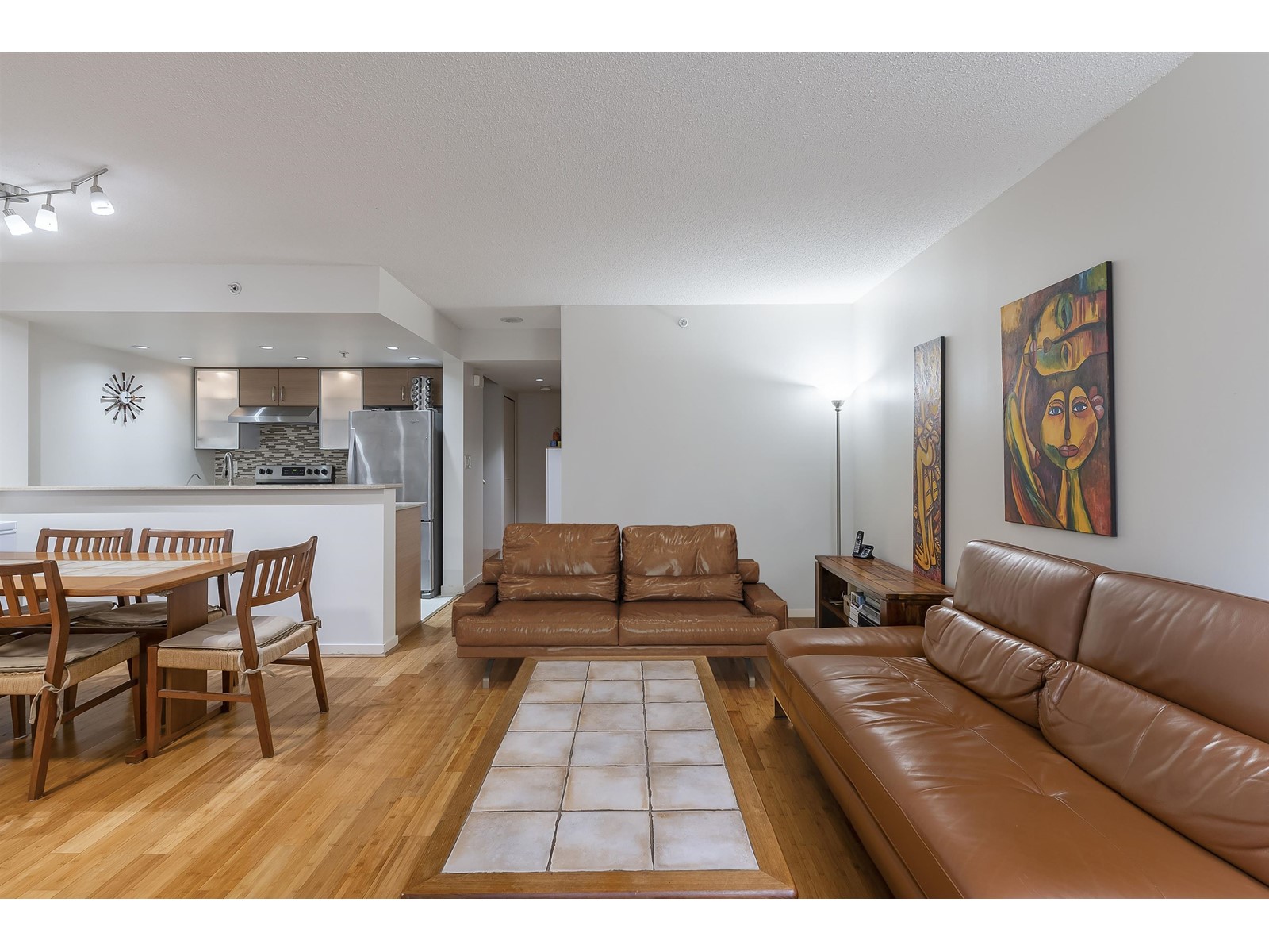 392 Smithe Street, Vancouver, British Columbia  V6B 1T7 - Photo 2 - R2761590