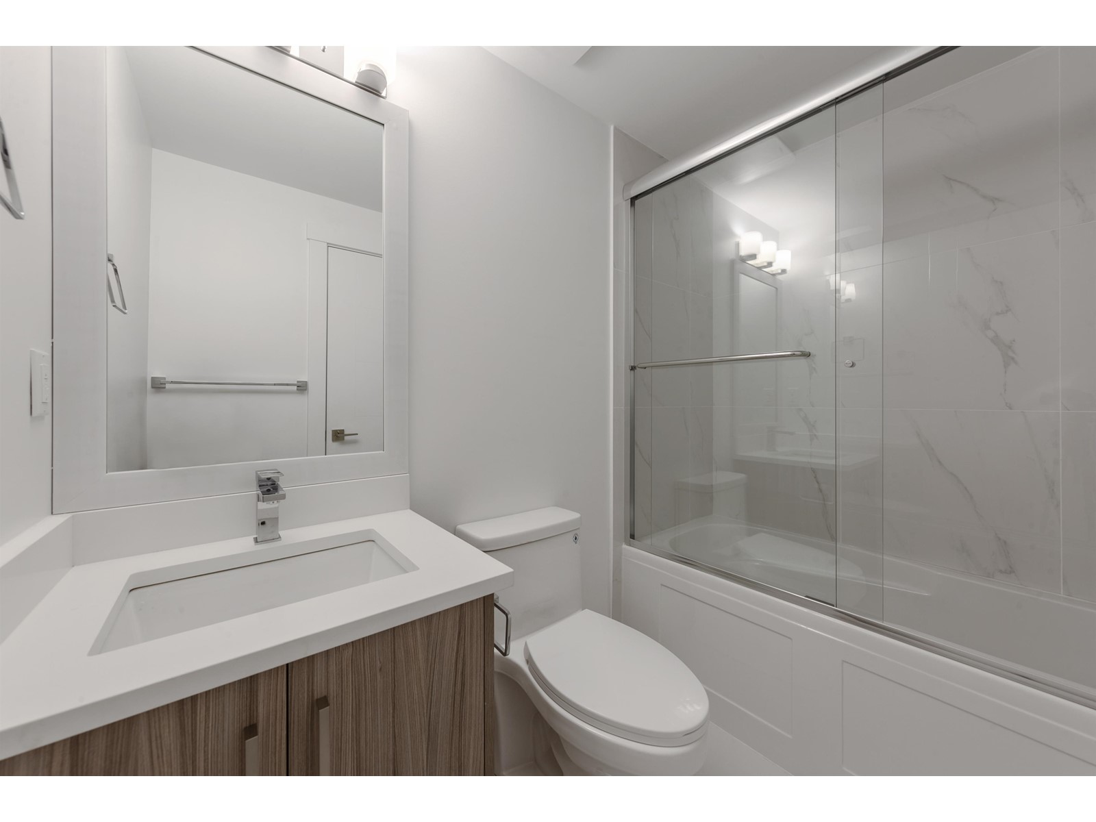 2 11731 Blakely Road, Pitt Meadows, British Columbia  V3Y 1H2 - Photo 6 - R2761863