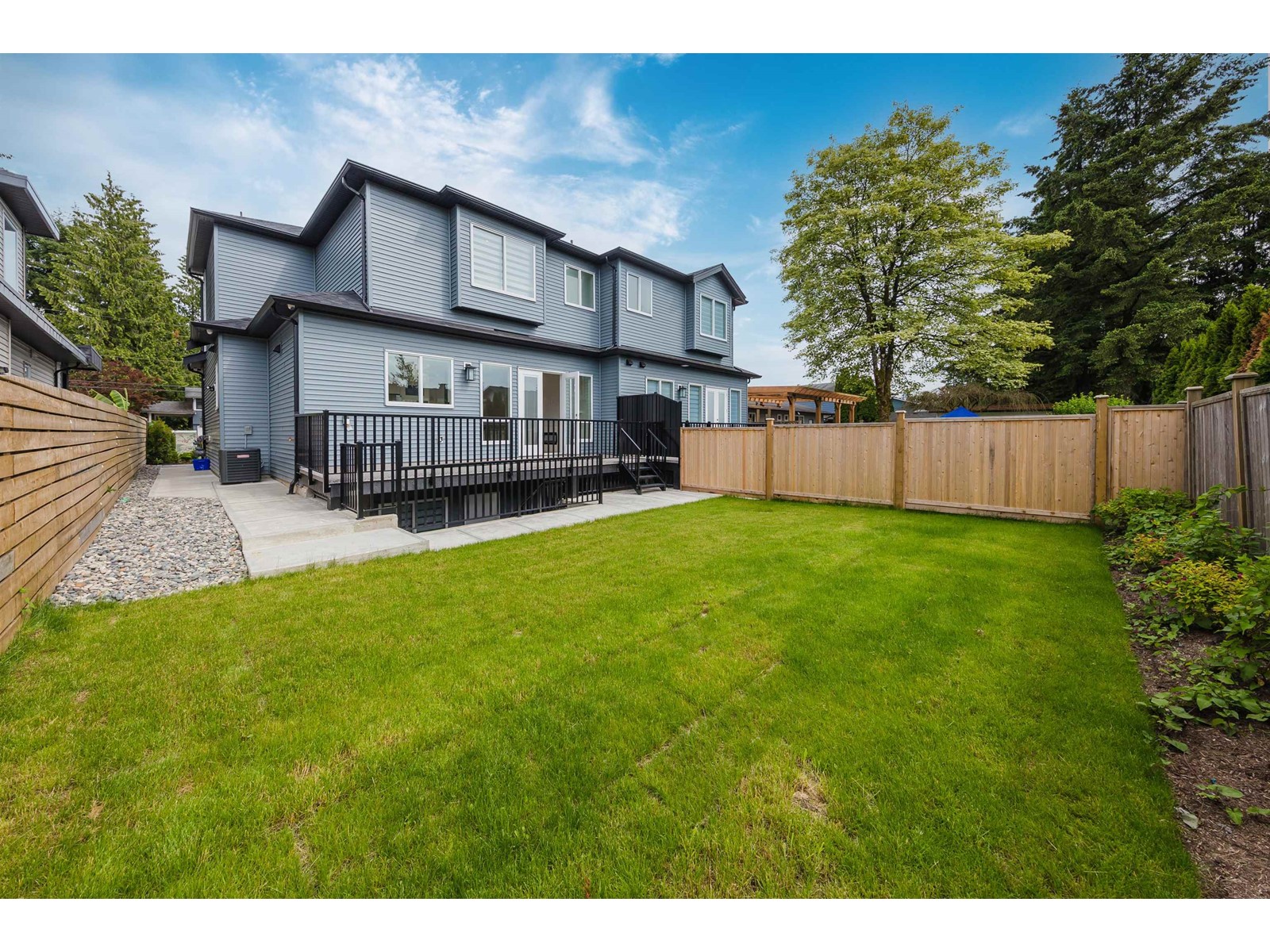 2 11731 Blakely Road, Pitt Meadows, British Columbia  V3Y 1H2 - Photo 13 - R2761863