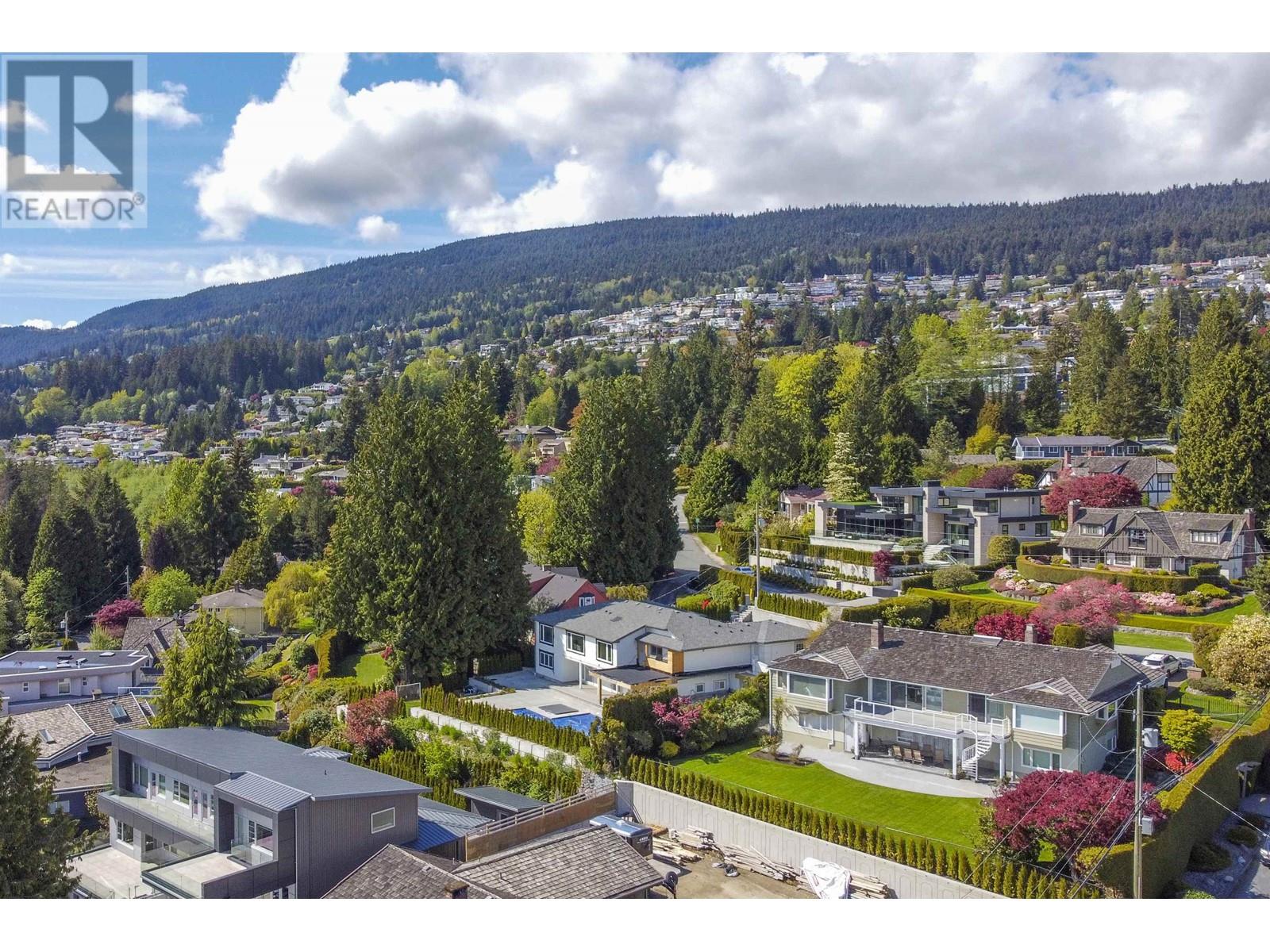 1915 12th Street, West Vancouver, British Columbia  V7S 2T1 - Photo 18 - R2765614