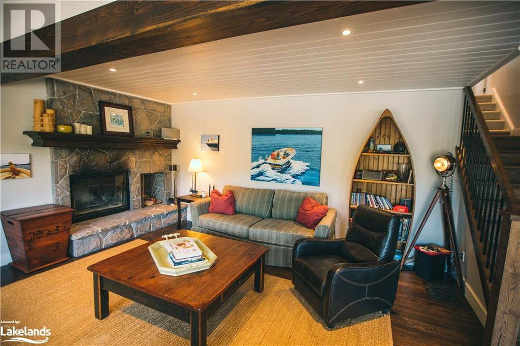 1027 Chown Road, Mactier, Ontario P0C 1H0 (25447708) Danielle Beitz