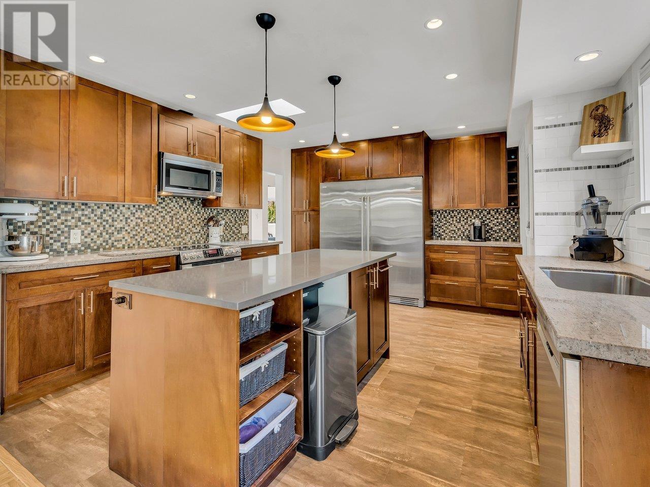 1837 Larson Road, North Vancouver, British Columbia  V7M 2Z7 - Photo 11 - R2764208